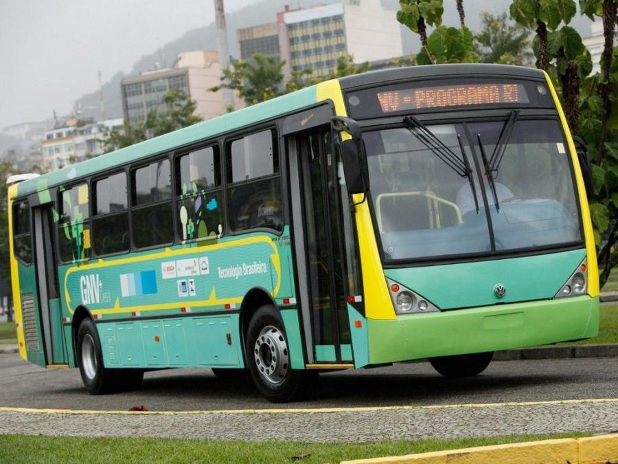  Volkswagen Caio Volksbus 17.260 GNV+Diesel 2011 года  (фото 1 из 2)